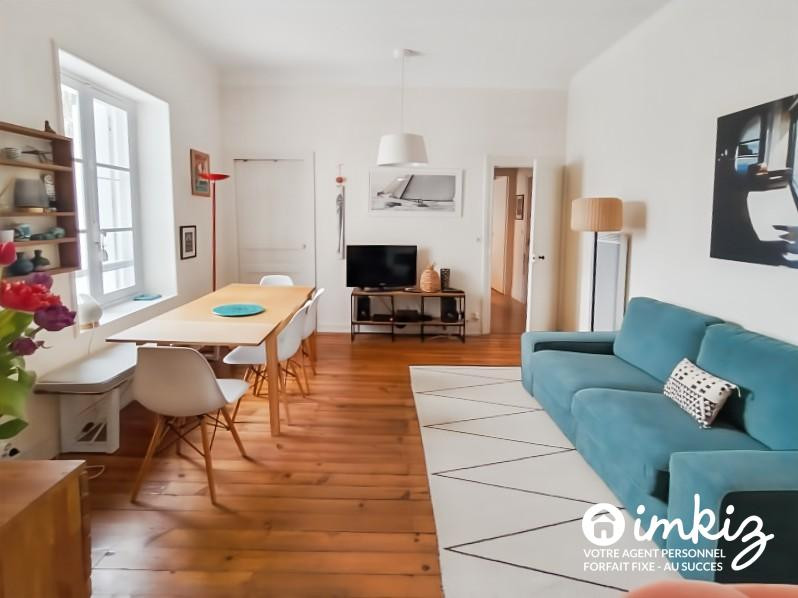 
                                                Vente
                                                 Appartement 3 pièces de caractère en parfait état.