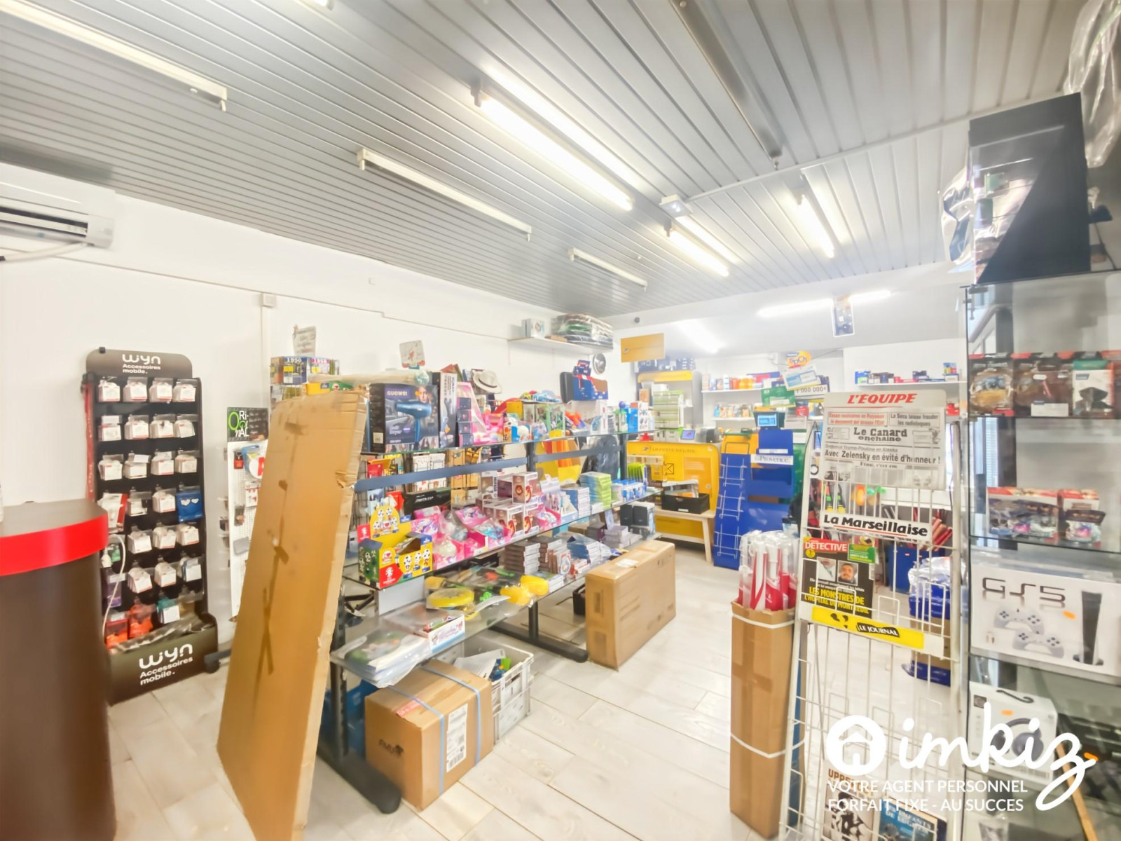 
                                                Vente
                                                 Appartement 3 pièces et local commercial