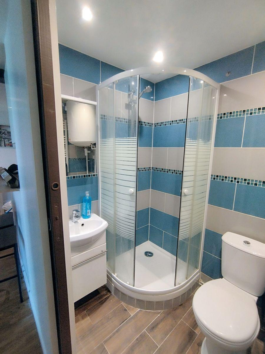 
                                                Location
                                                 APPARTEMENT 3 PIÈCES LUMINEUX CANAL ST MARTIN