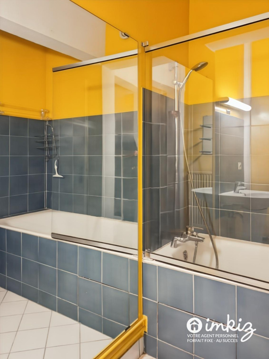 
                                                Vente
                                                 Appartement 3 pièces lumineux dans résidence