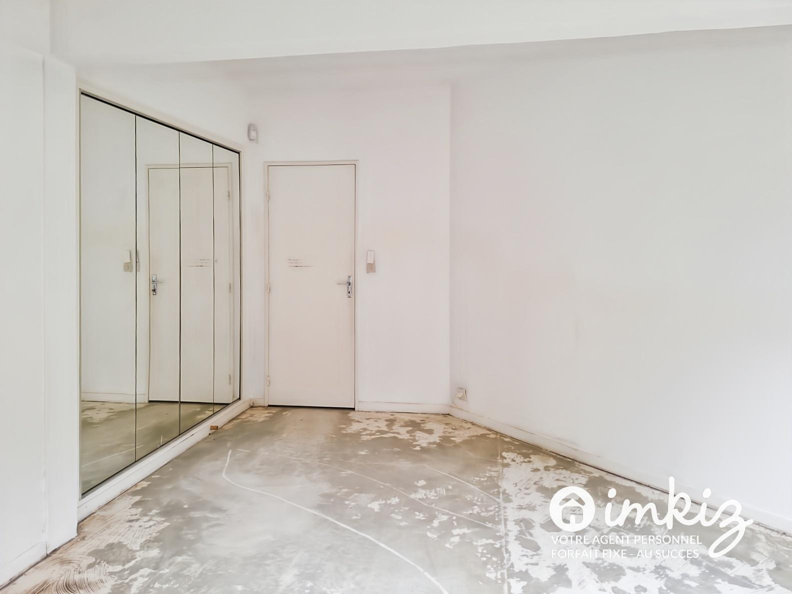 
                                                Vente
                                                 Appartement 3 pièces lumineux dans résidence