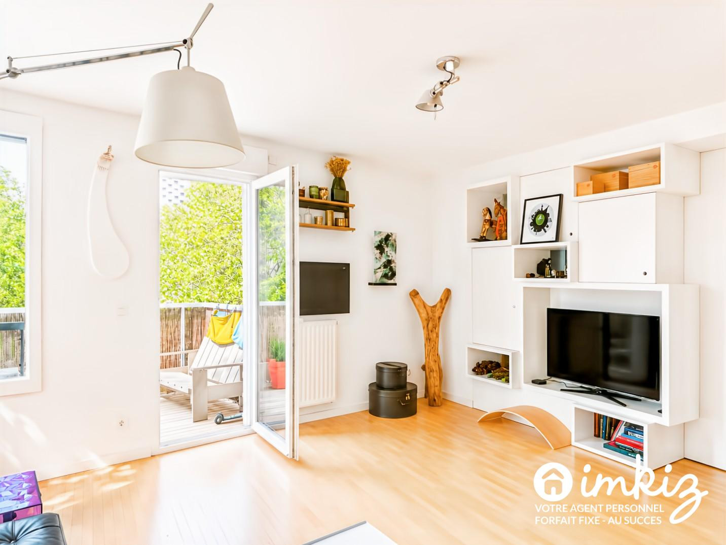 
                                                Vente
                                                 Appartement 3 pièces lumineux et au calme