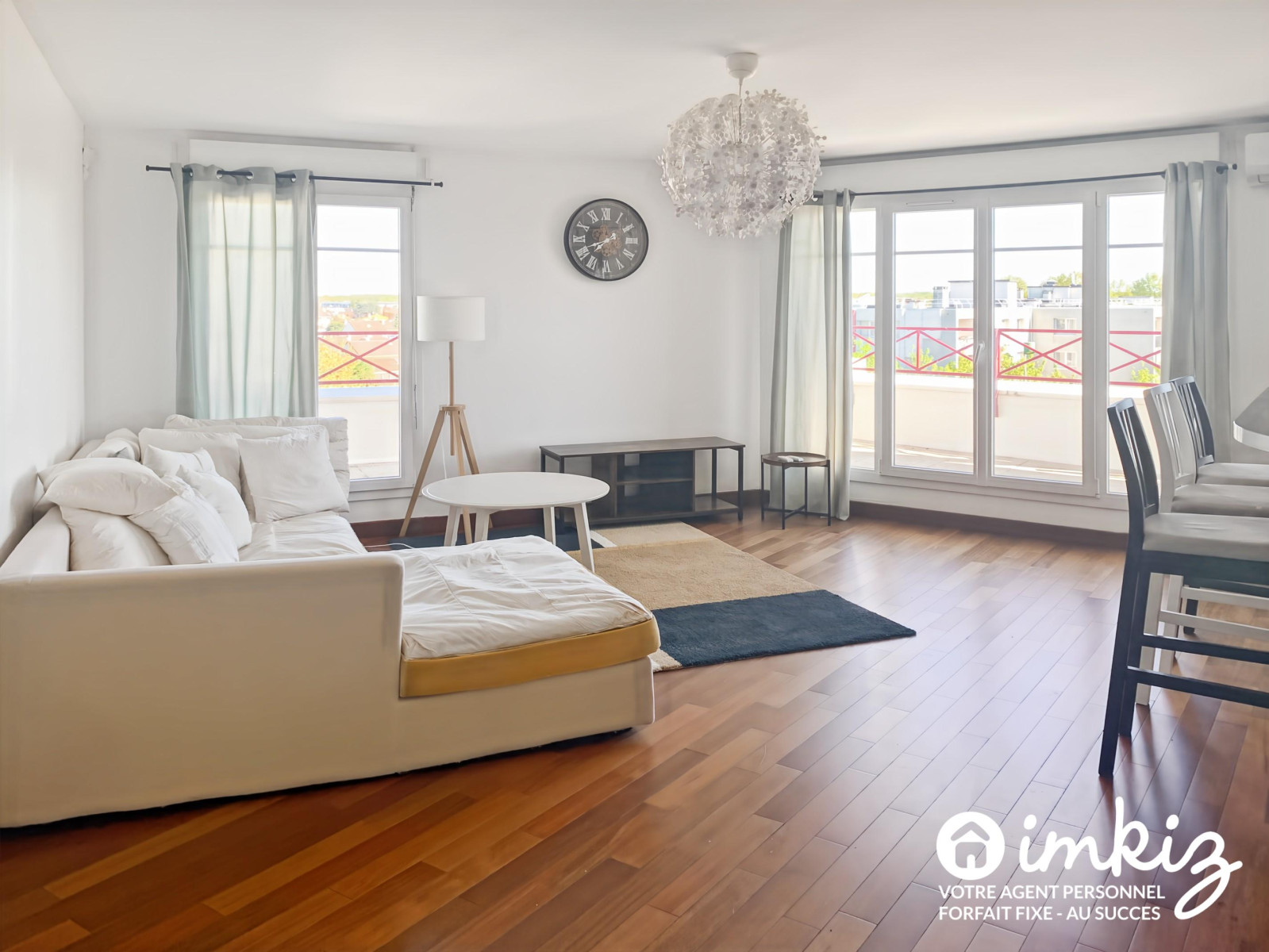 
                                                Vente
                                                 Appartement 3 pièces - lumineux et vue degagée