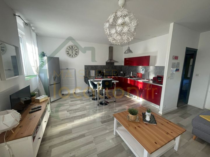 
                                                Location
                                                 Appartement 3 pièces meublé