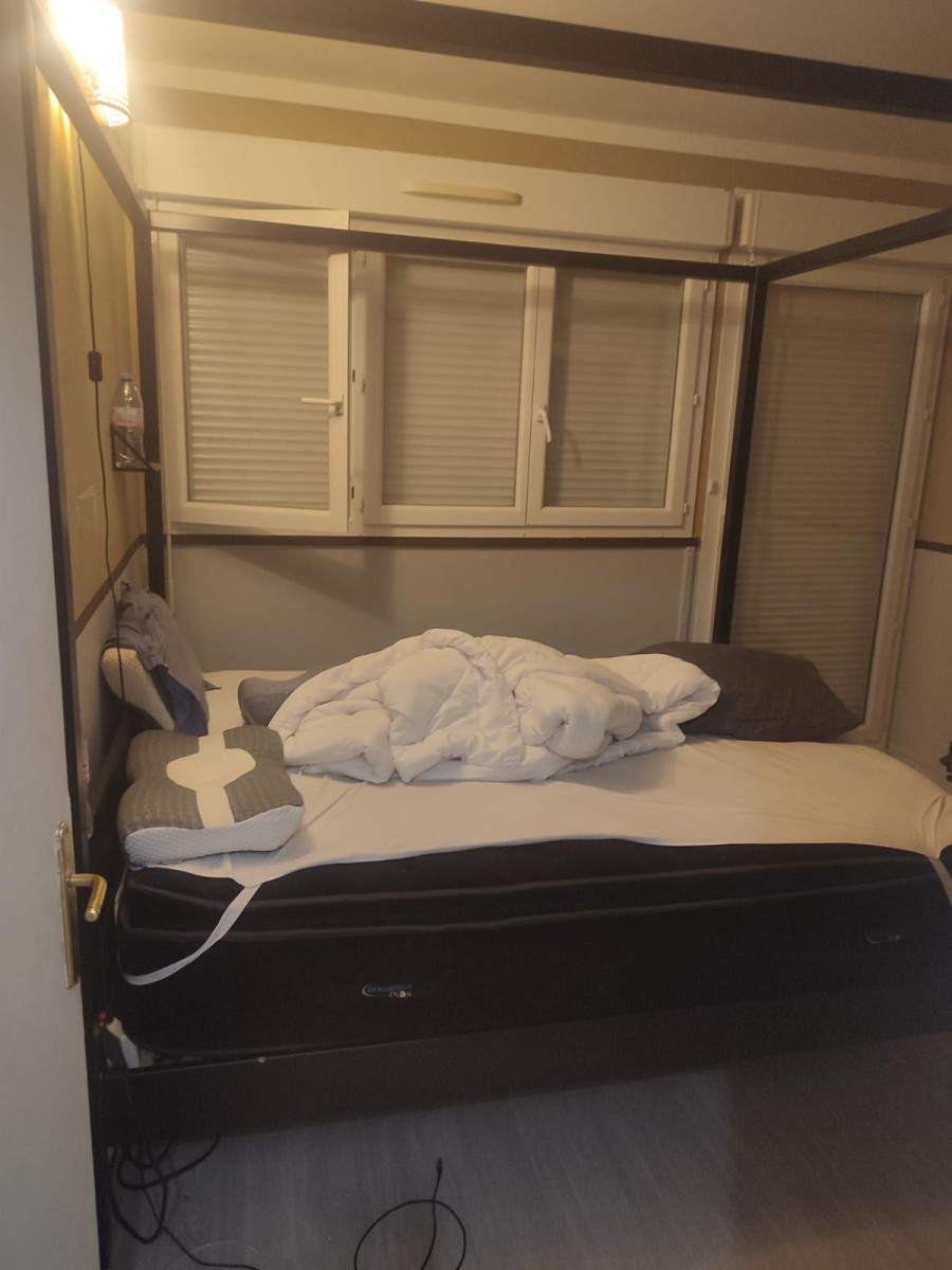 
                                                Location
                                                 Appartement 3 pièces - Meublé - Famille ou coloc