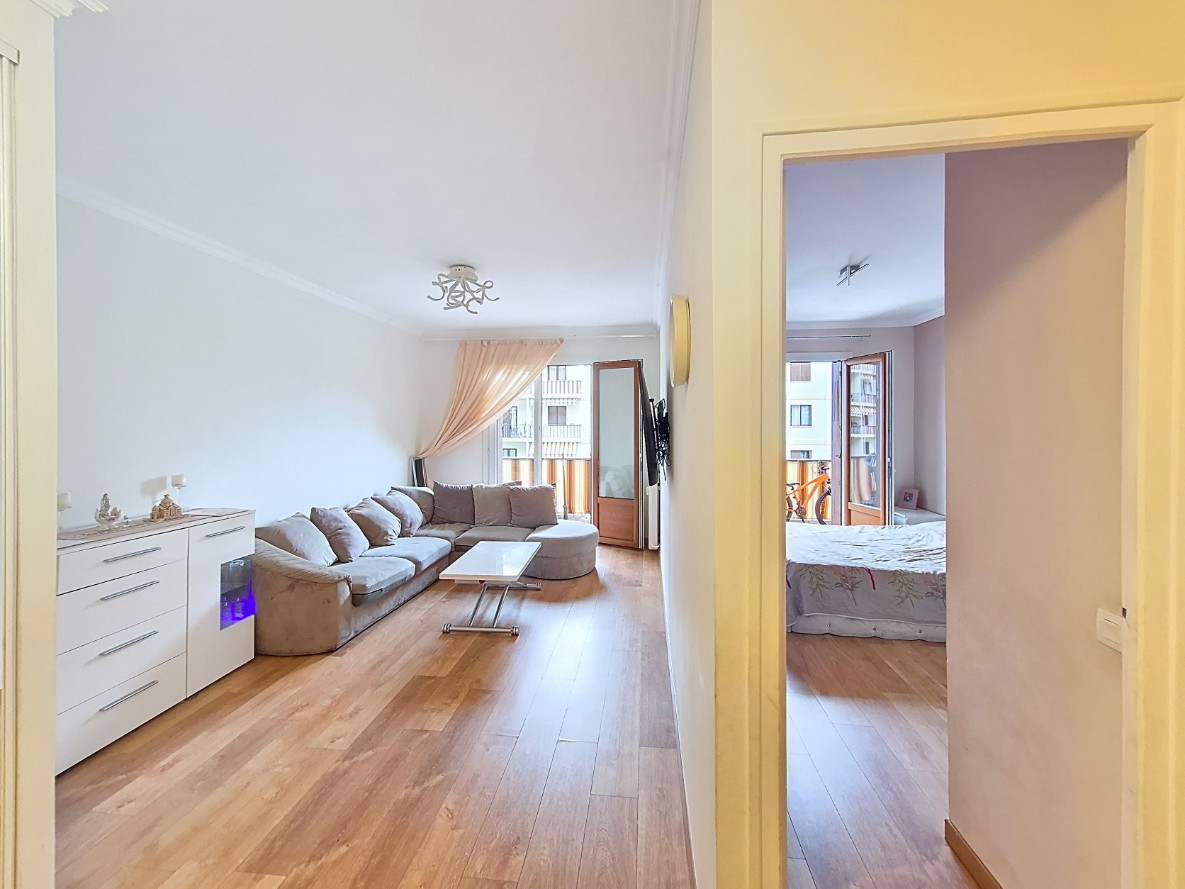 
                                                Vente
                                                 Appartement 3 pièces Nice / Mont Boron