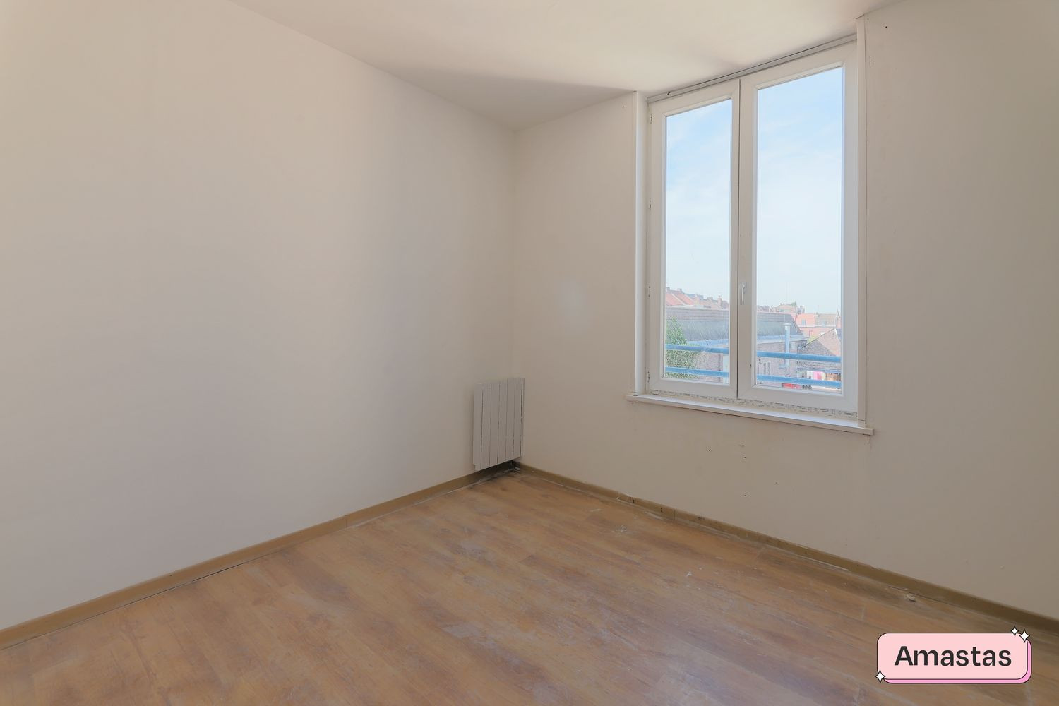 
                                                Location
                                                 Appartement 3 pièces non-meublé - Roubaix - 3590985