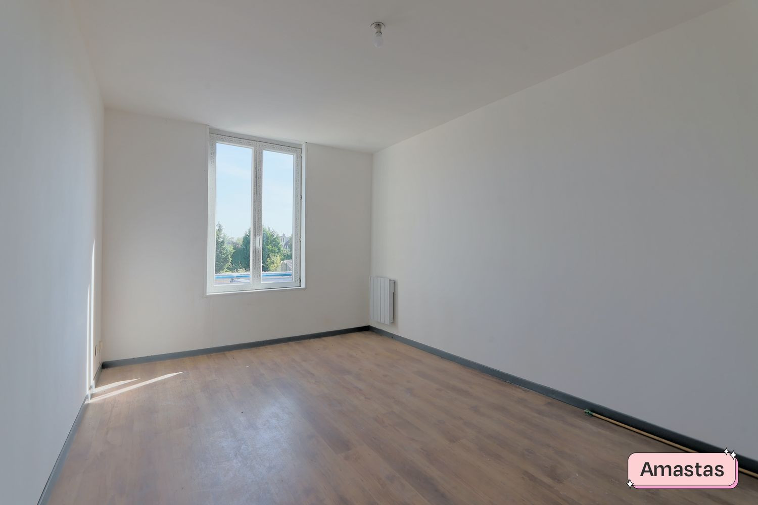 
                                                Location
                                                 Appartement 3 pièces non-meublé - Roubaix - 3590985