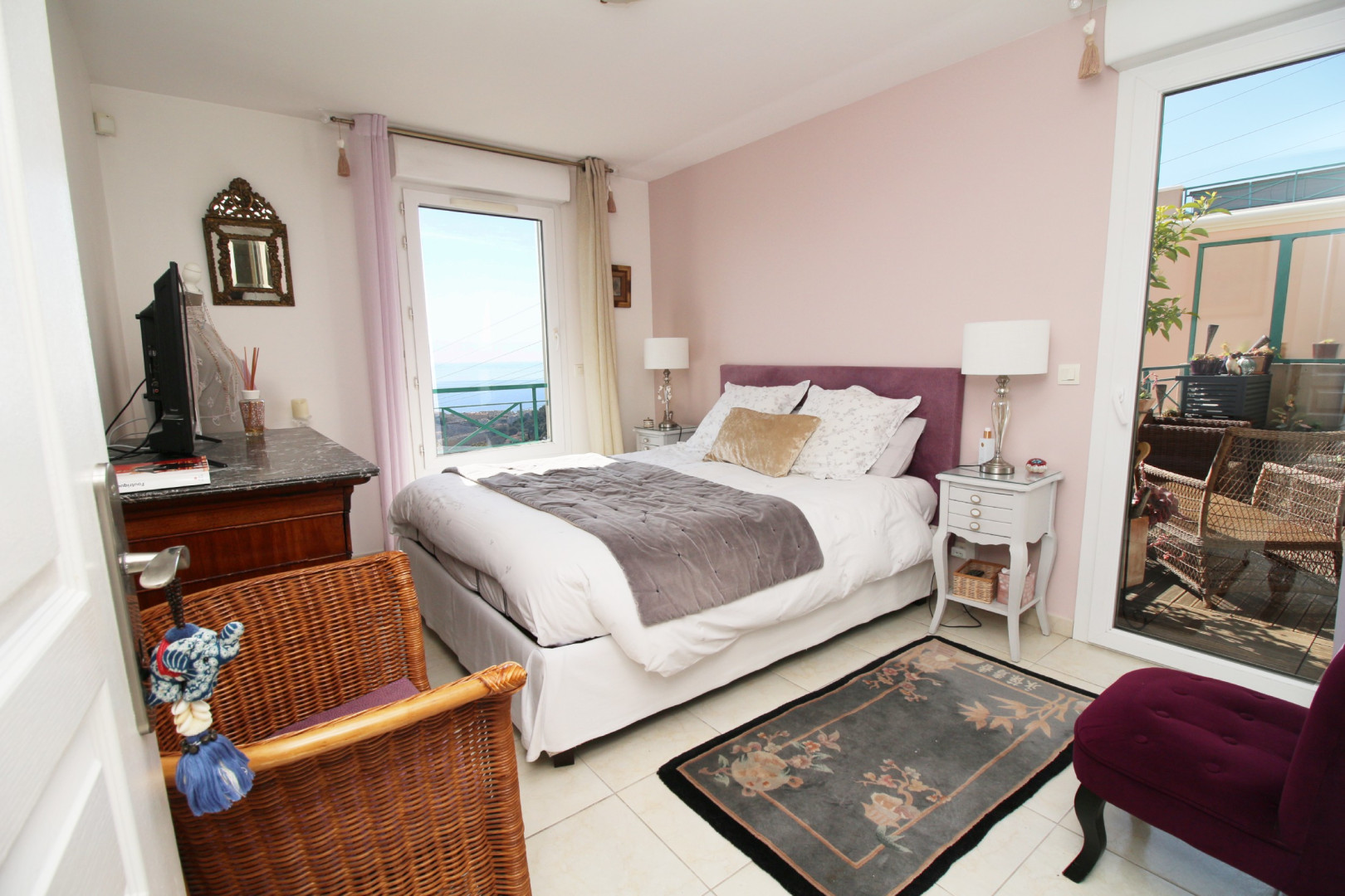 
                                                Vente
                                                 Appartement 3 pièces Parc Impérial NICE VUE MER Terrasse et Piscine