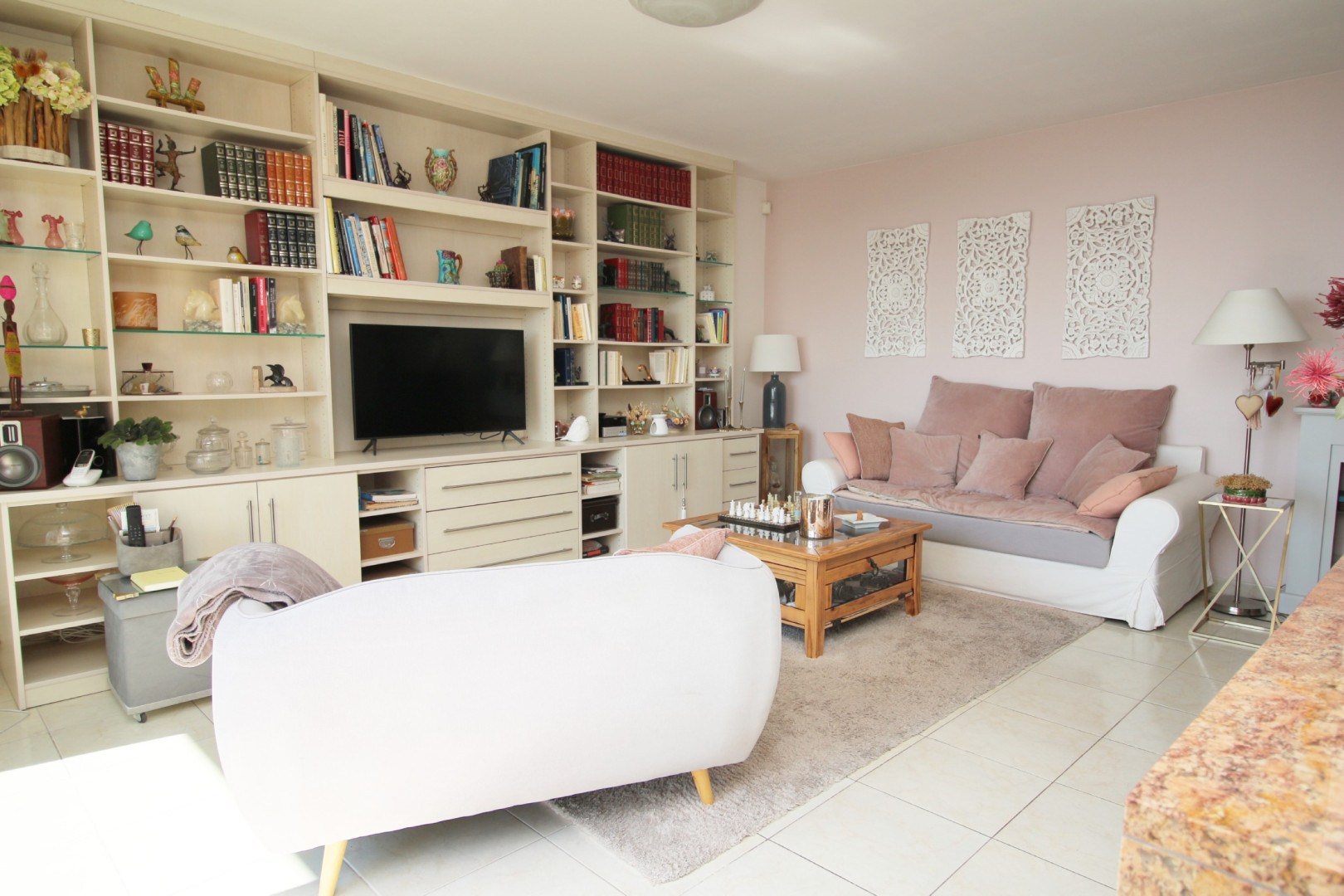 
                                                Vente
                                                 Appartement 3 pièces Parc Impérial NICE VUE MER Terrasse et Piscine