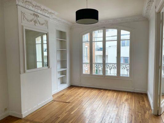 
                                                Location
                                                 Appartement 3 pièces Paris 12 proche Bois