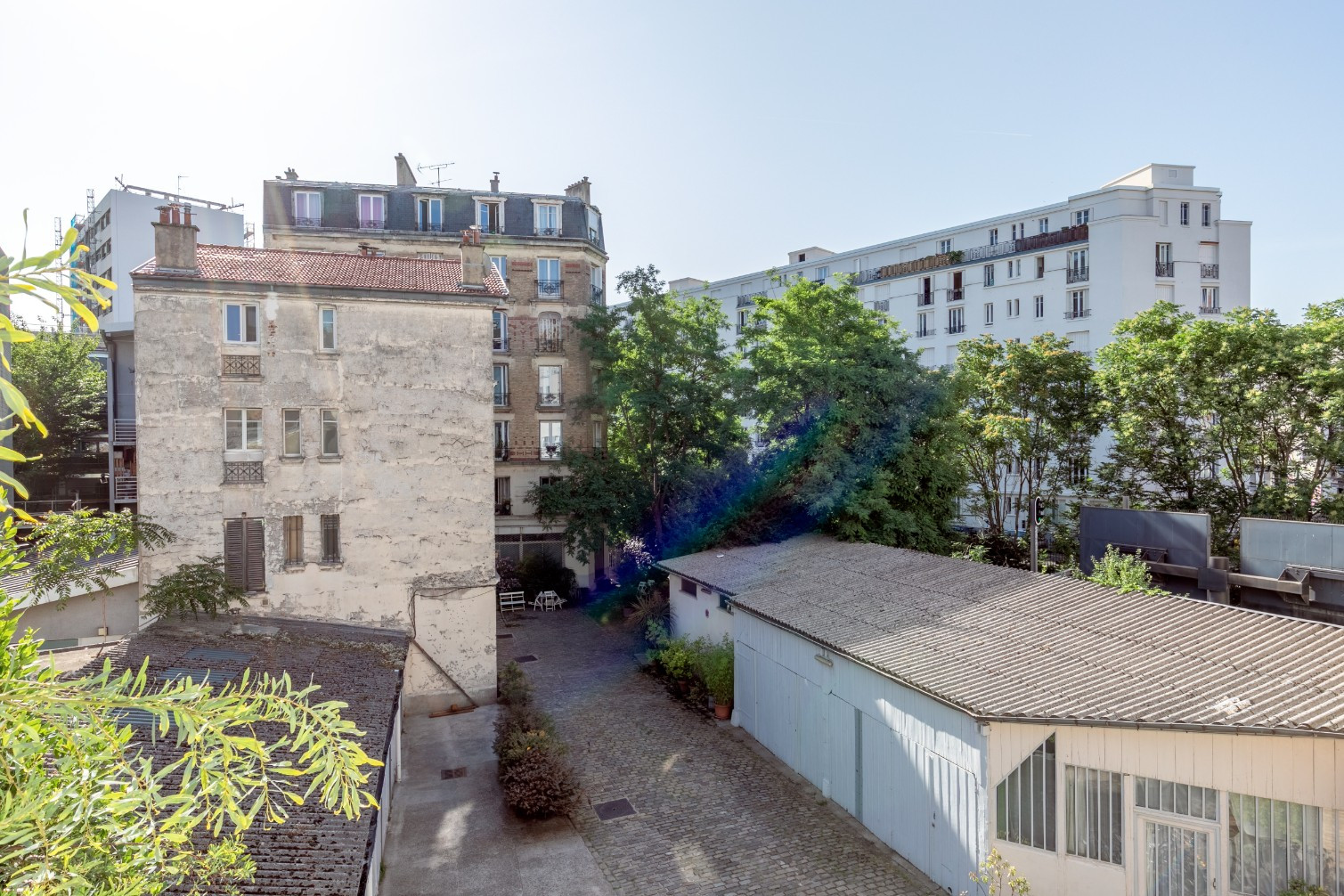 
                                                Vente
                                                 Appartement 3 pièces - Paris 18