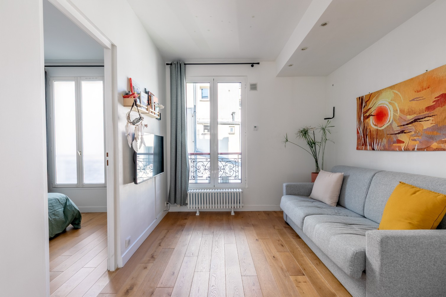 
                                                Vente
                                                 Appartement 3 pièces - Paris 18