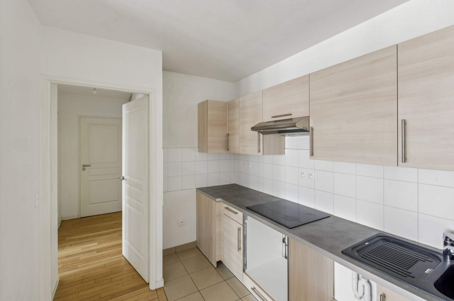 
                                                Vente
                                                 Appartement 3 pièces - Paris 18