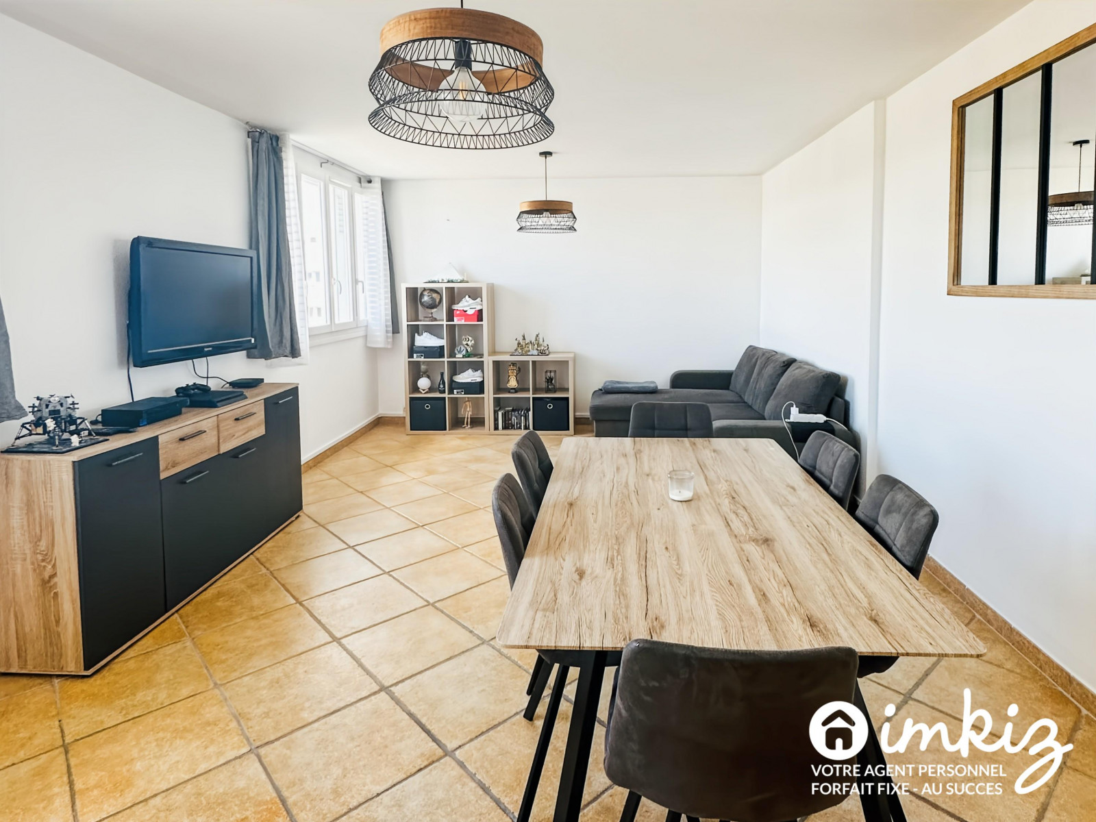 
                                                Vente
                                                 Appartement 3 pièces, possibilité 3eme chambre