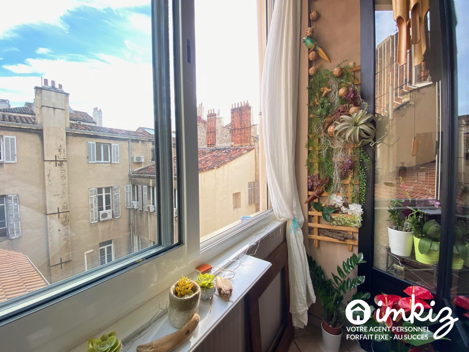 
                                                Vente
                                                 Appartement 3 pièces - Préfecture