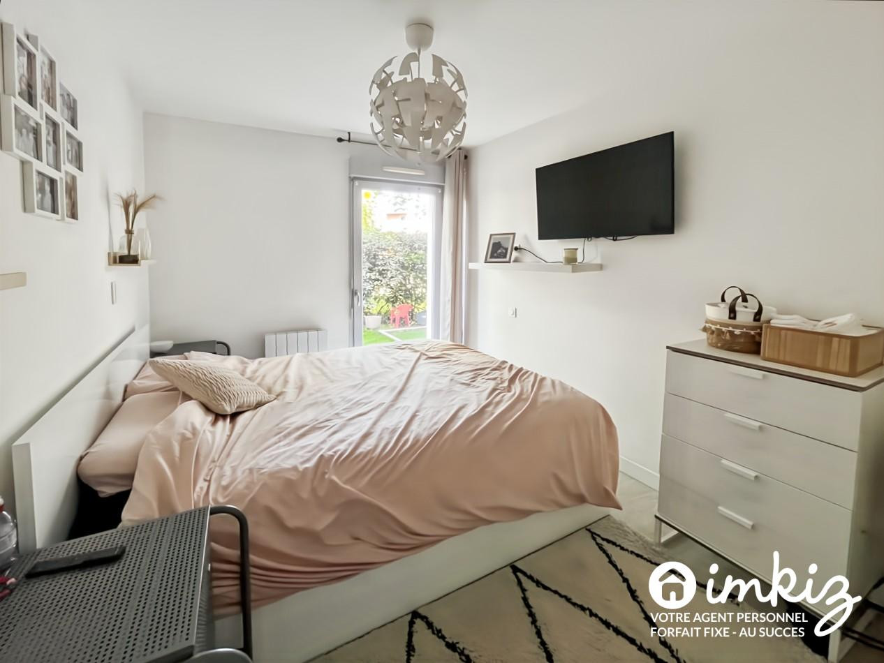 
                                                Vente
                                                 Appartement 3 pièces rénové