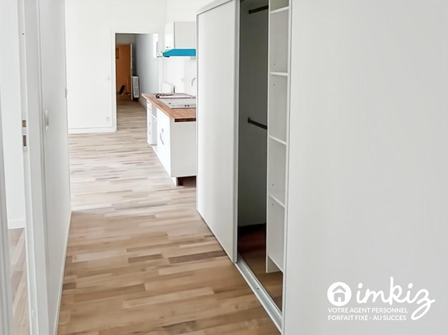 
                                                Vente
                                                 Appartement 3 pièces renové, parking et grenier