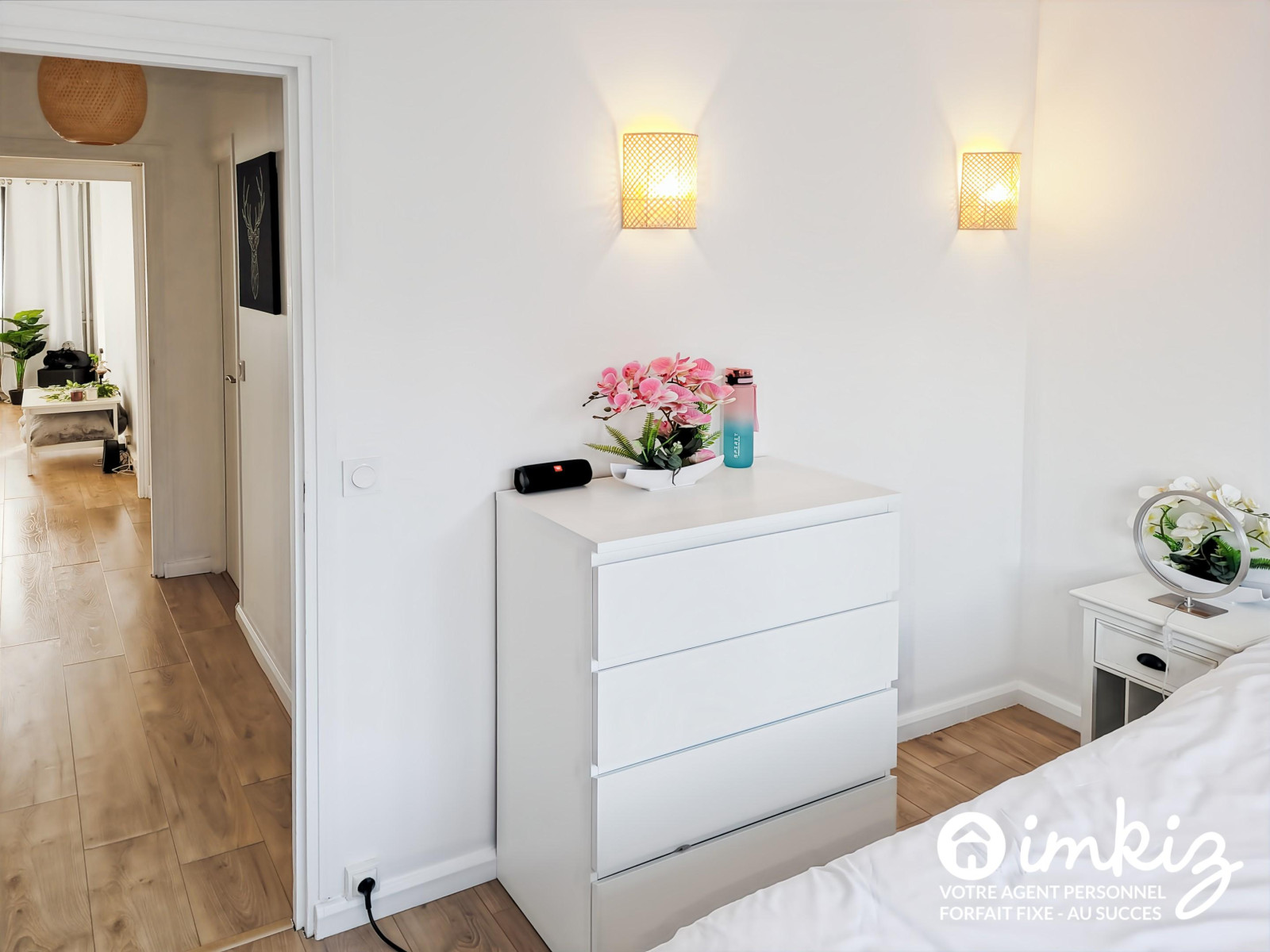 
                                                Vente
                                                 Appartement 3 pièces  rénovés - 58m² Le Pecq