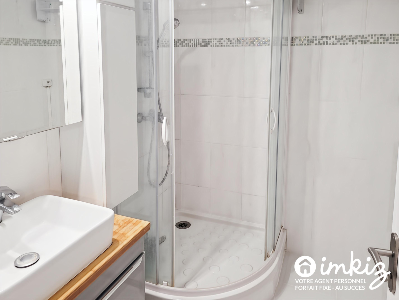 
                                                Vente
                                                 Appartement 3 pièces  rénovés - 58m² Le Pecq