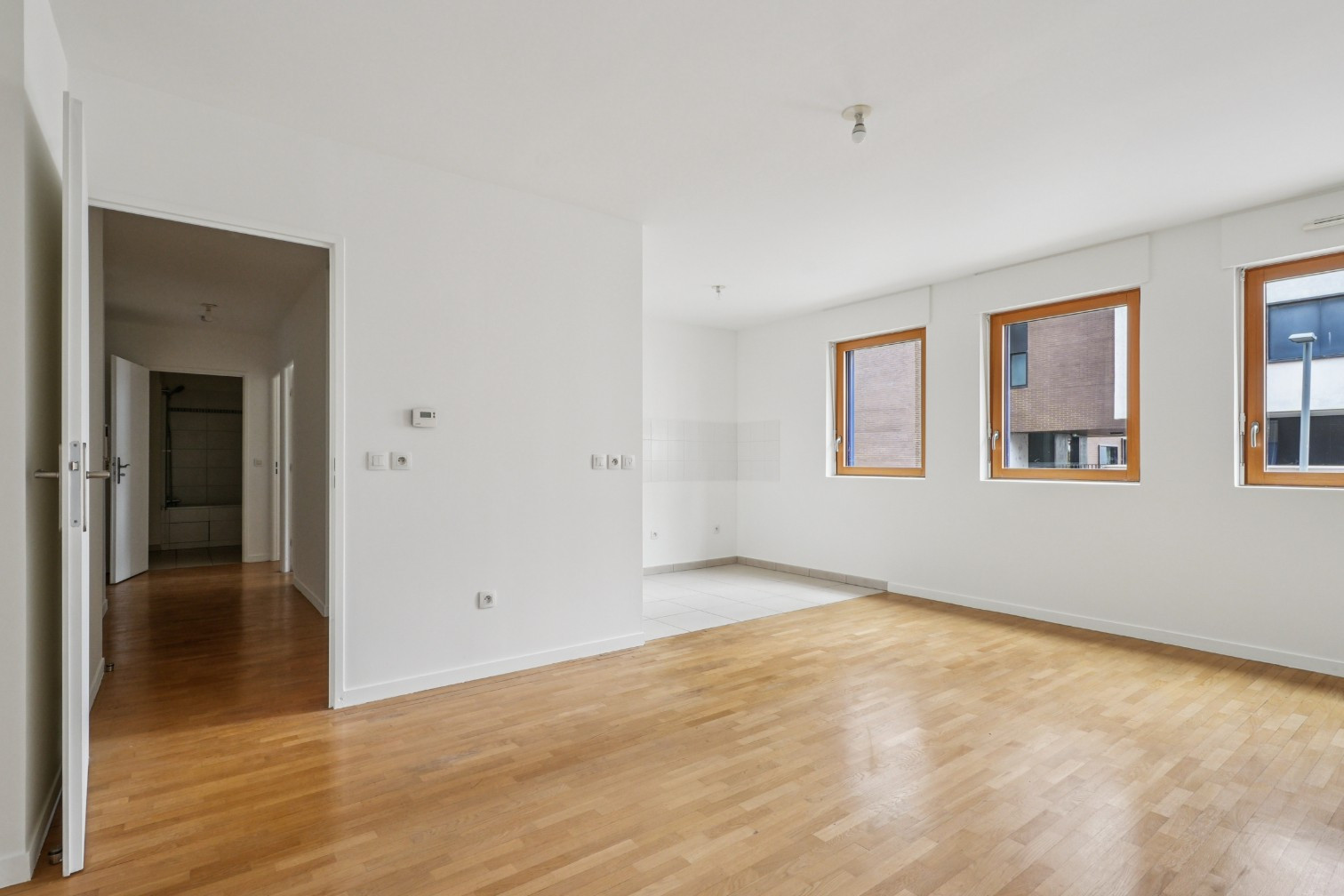 
                                                Vente
                                                 Appartement 3 pièces - Saint-Ouen