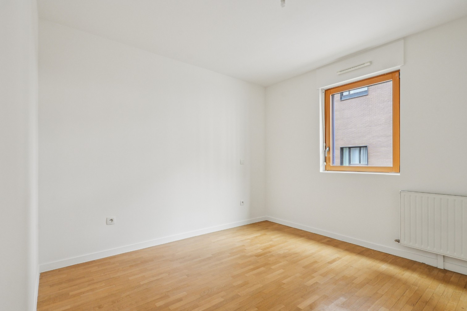 
                                                Vente
                                                 Appartement 3 pièces - Saint-Ouen