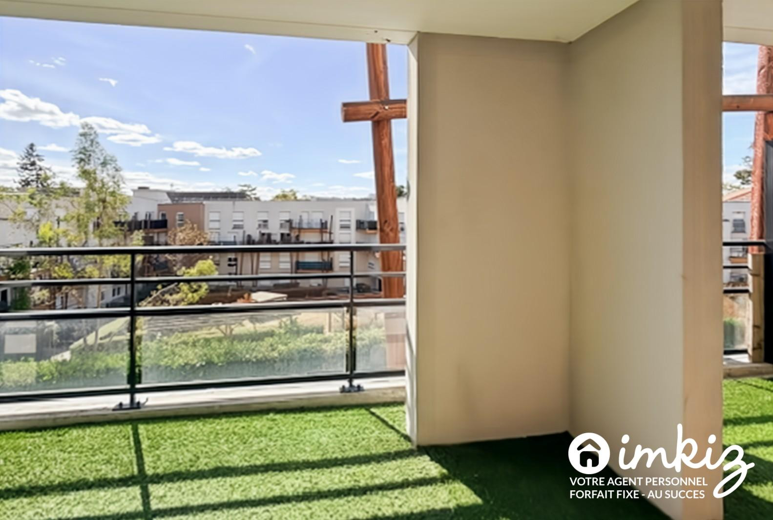 
                                                Vente
                                                 Appartement 3 pièces terrasse - parking en sus