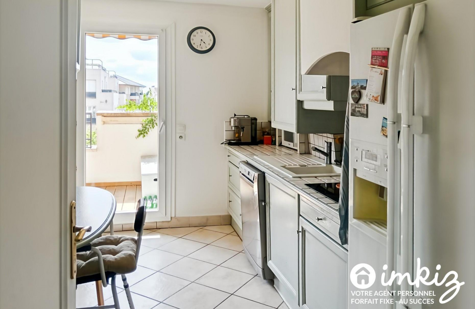 
                                                Vente
                                                 Appartement 3 pièces, traversant, balcon, parking.