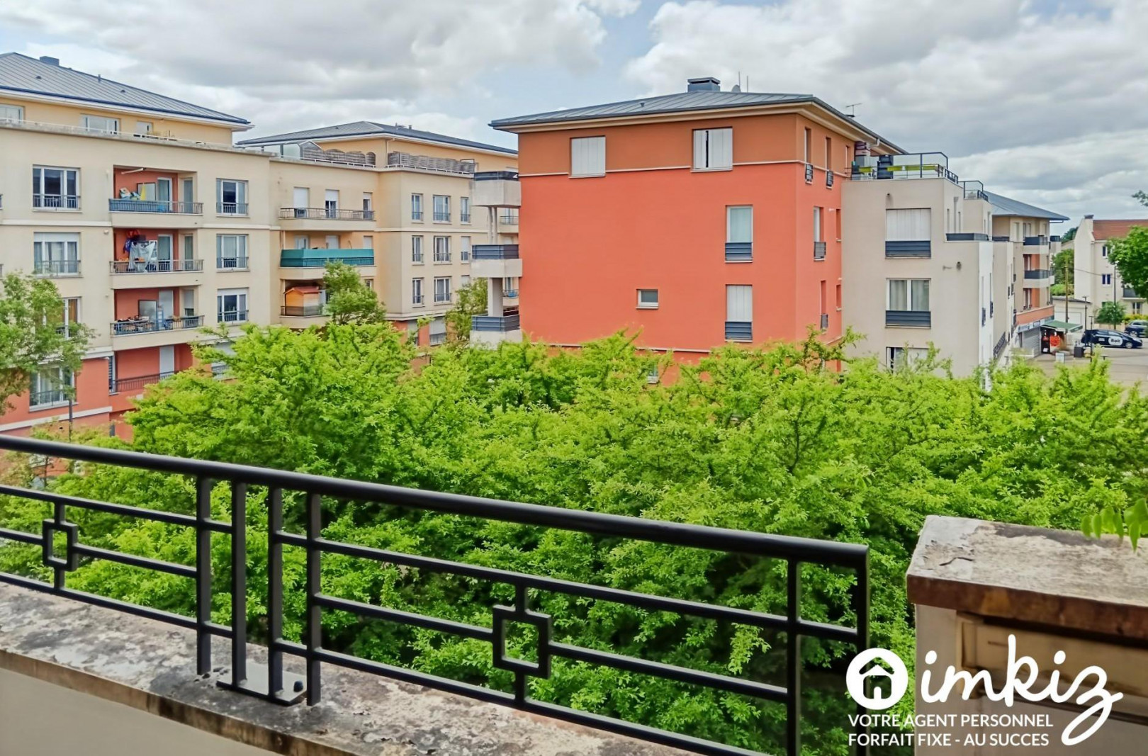 
                                                Vente
                                                 Appartement 3 pièces, traversant, balcon, parking.