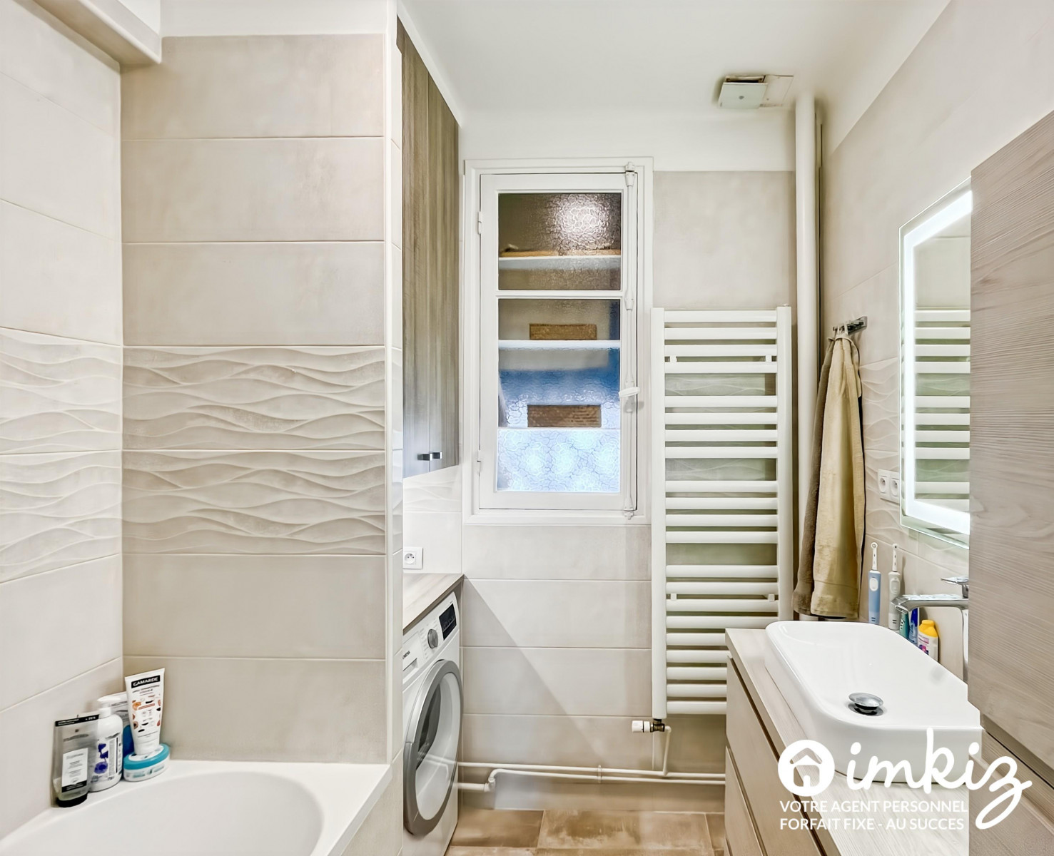 
                                                Vente
                                                 Appartement 3 pièces très calme, vue Tour Eiffel