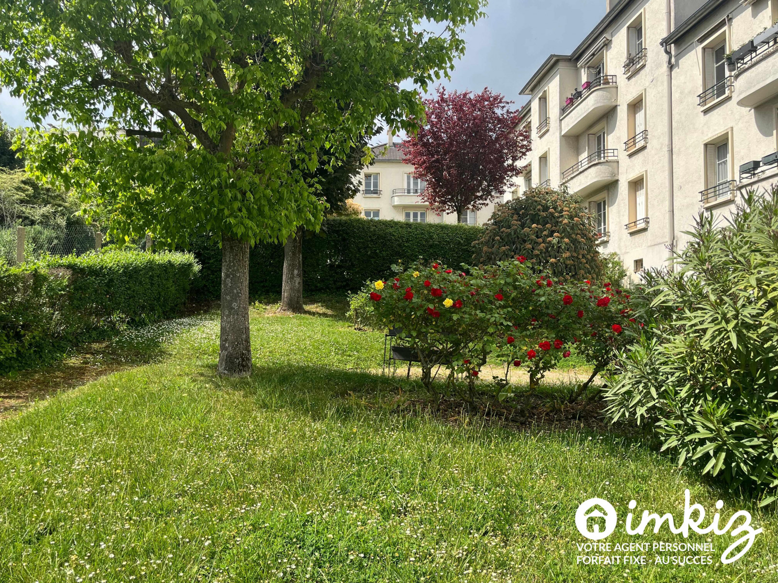 
                                                Vente
                                                 Appartement 3 pièces très calme, vue Tour Eiffel