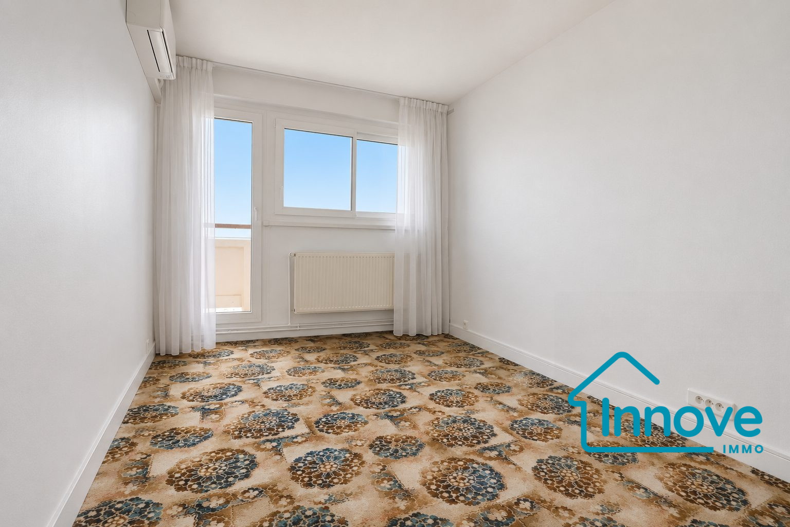 
                                                Vente
                                                 Appartement 3 pièces vue exceptionnelle Paris 15ème Alleray-Pr