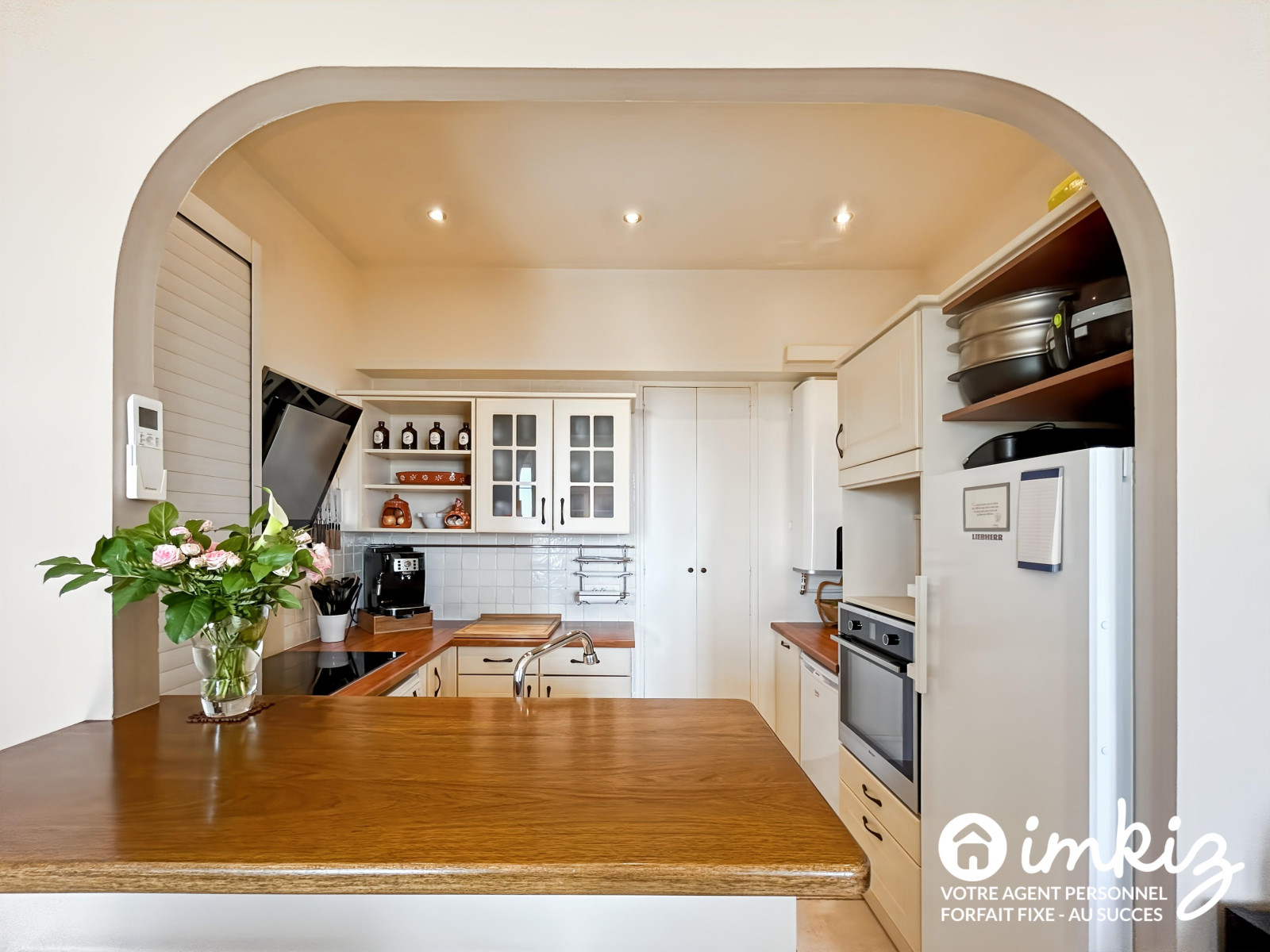 
                                                Vente
                                                 Appartement 3 pièces vue mer