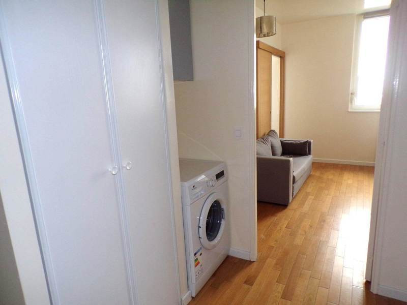 
                                                Location
                                                 Appartement 30 m² - 2 pièces - 1 chambre