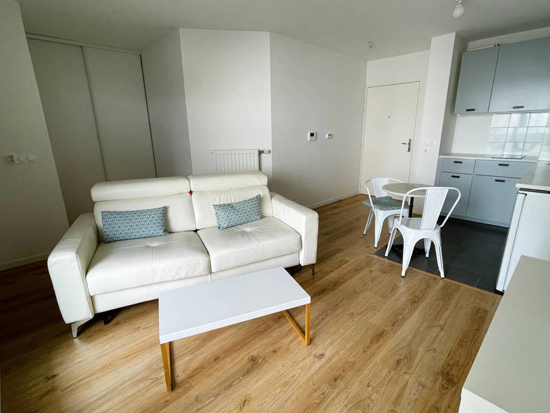 
                                                Location
                                                 Appartement 30 m² - 2 pièces - 1 chambre meublé
