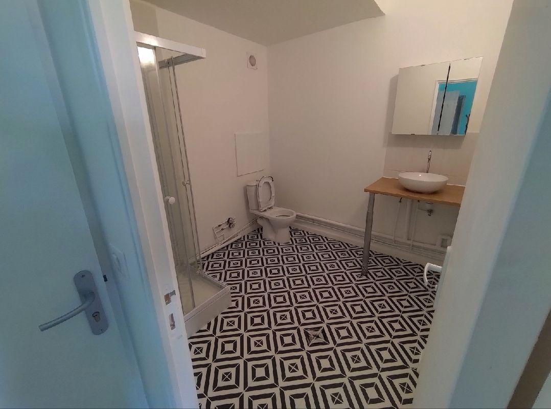 
                                                Location
                                                 Appartement, 30m², 800€ - Cergy