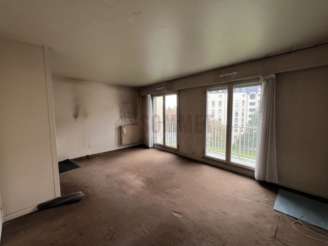 
                                                Vente
                                                 Appartement - 31 m² - 1 pièce