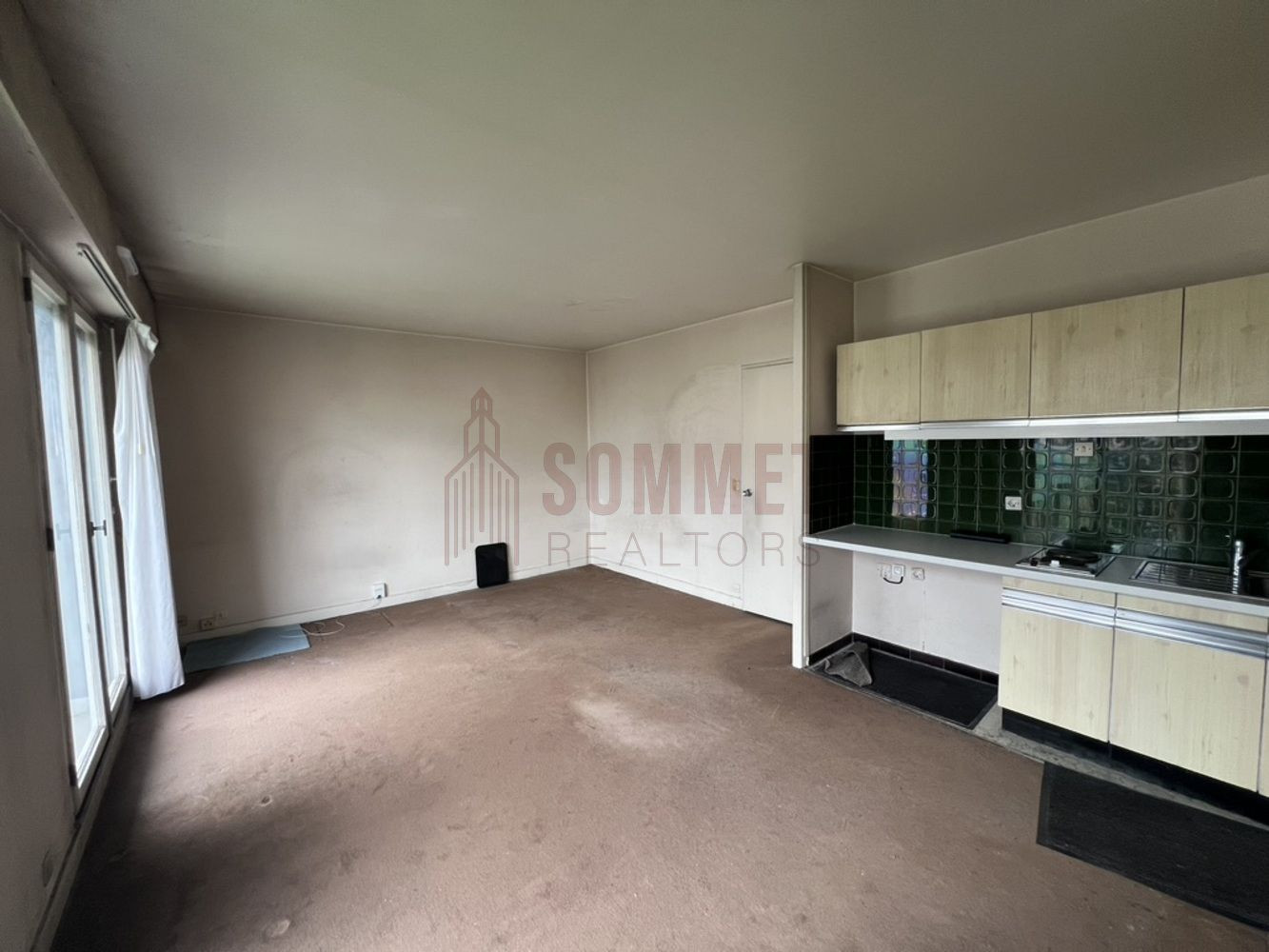 
                                                Vente
                                                 Appartement - 31 m² - 1 pièce