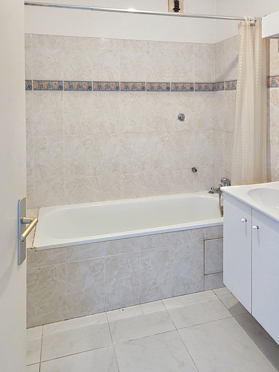 
                                                Location
                                                 Appartement  - 32.22 m²