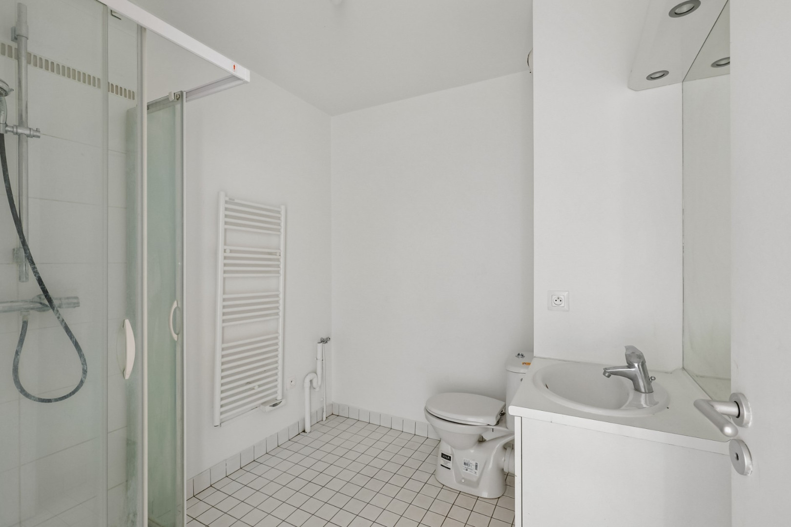 
                                                Vente
                                                 Appartement 33m² - Montreuil