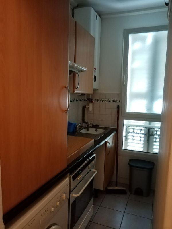 
                                                Location
                                                 Appartement, 34m², 1000€ - Puteaux