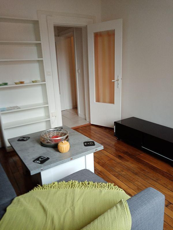 
                                                Location
                                                 Appartement, 34m², 1000€ - Puteaux