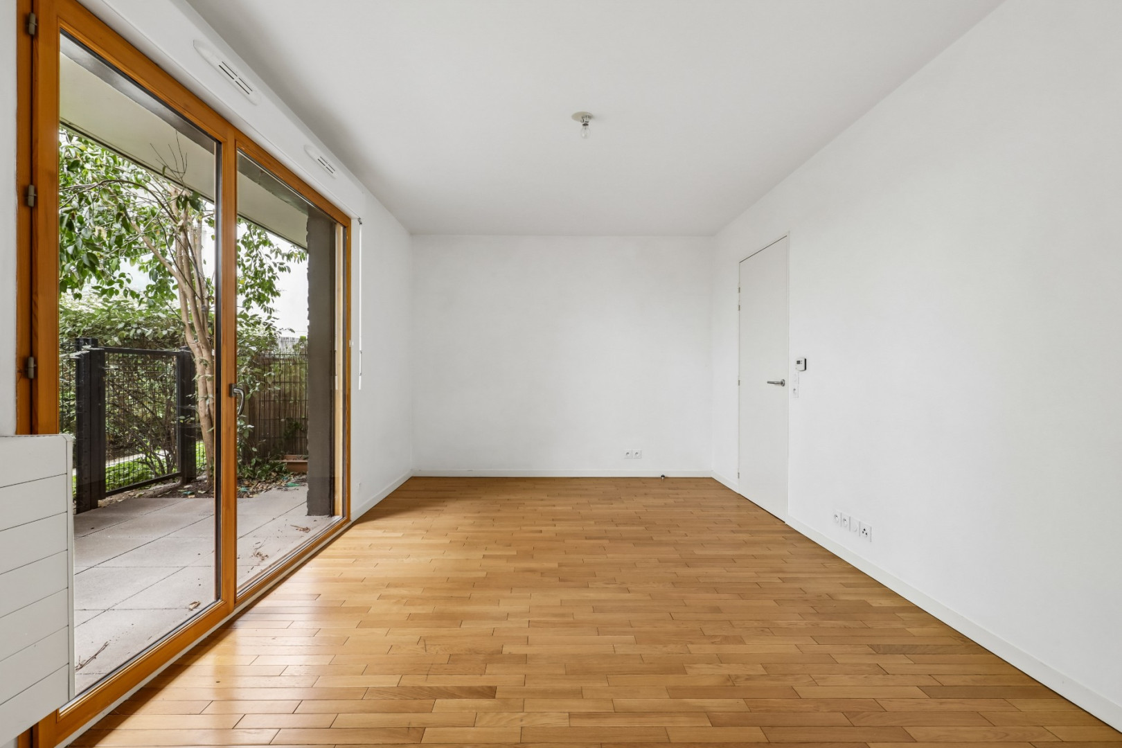 
                                                Vente
                                                 Appartement 28 m² avec jardin - Montreuil
