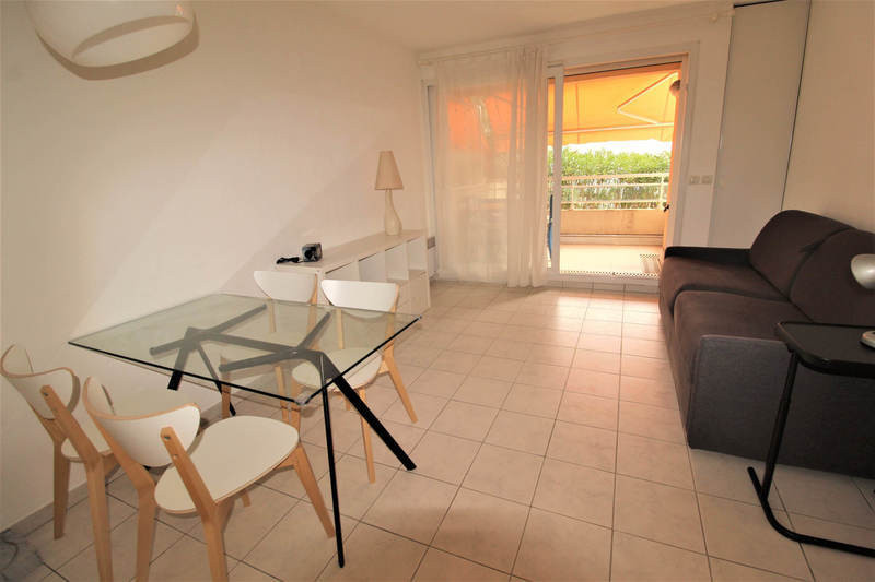 
                                                Location
                                                 appartement 38 m² - 2 pièces - 1 chambre