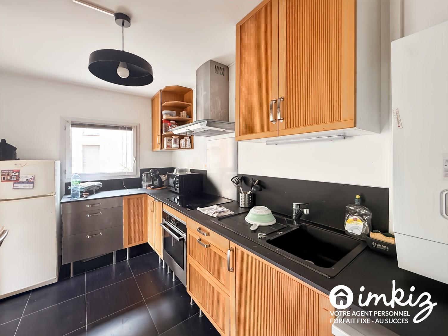 
                                                Vente
                                                 Appartement 3P de 63 m² avec balcon plein sud