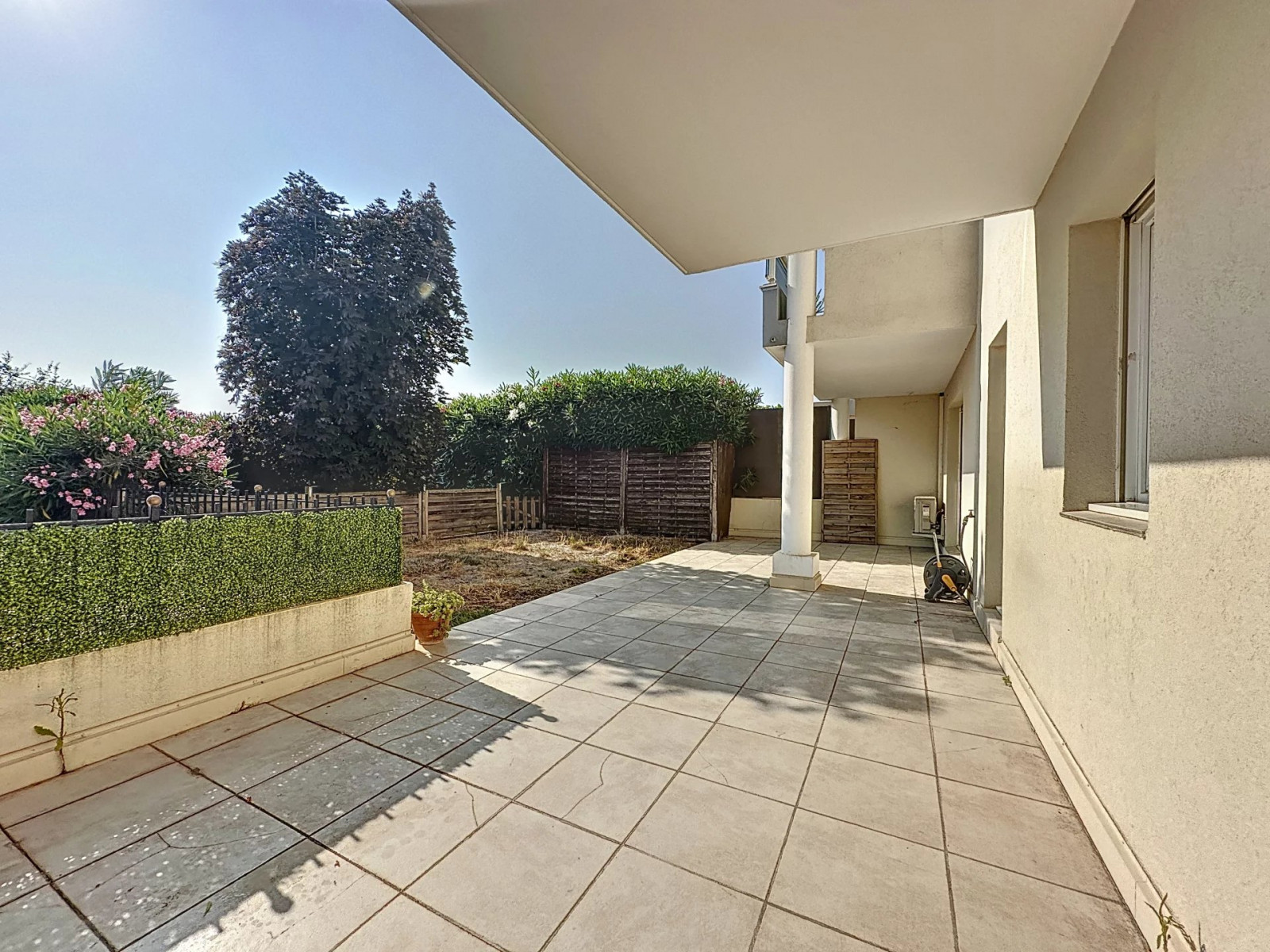 
                                                Vente
                                                 Appartement 3P en Rez-de-Jardin avec garage