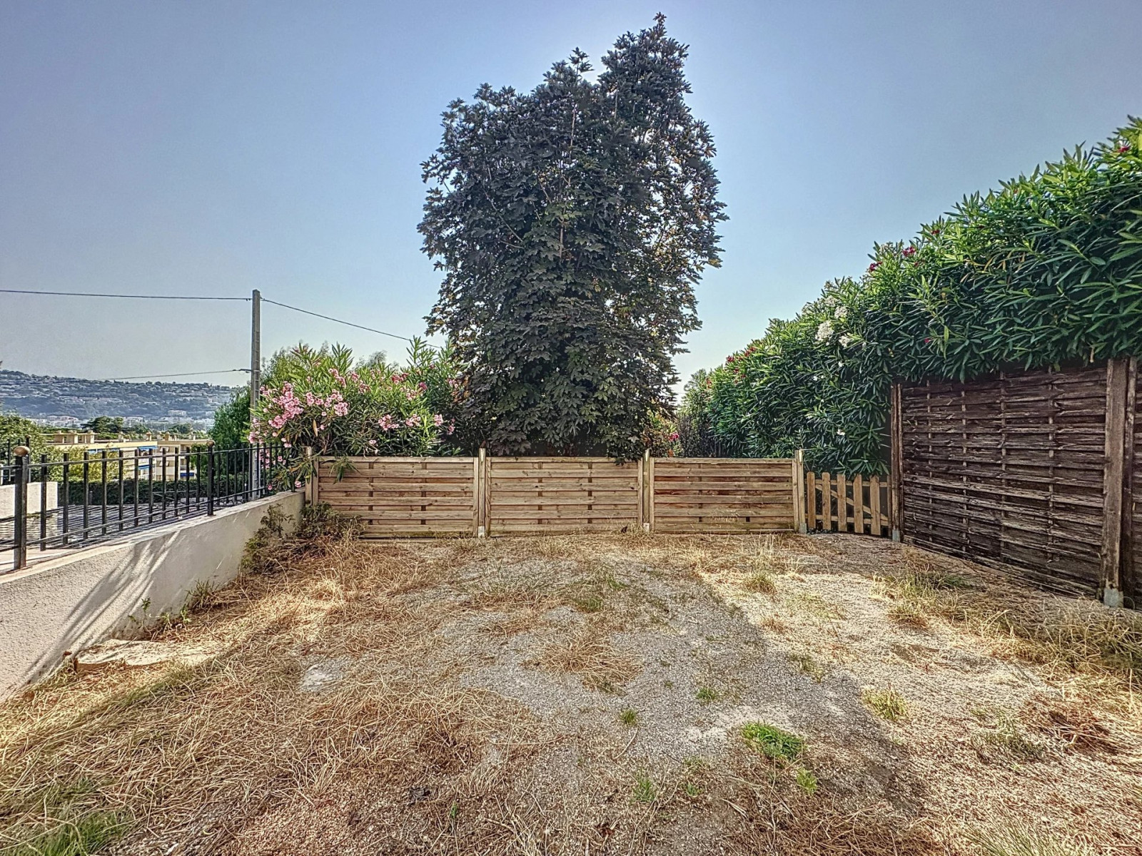 
                                                Vente
                                                 Appartement 3P en Rez-de-Jardin avec garage