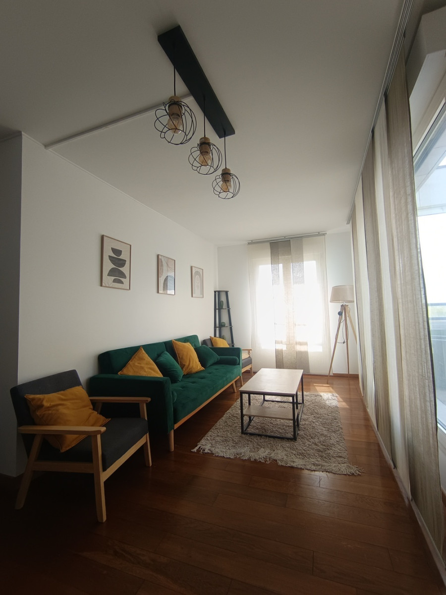 
                                                Colocation
                                                 Appartement 4 chambres avec toit terrasse