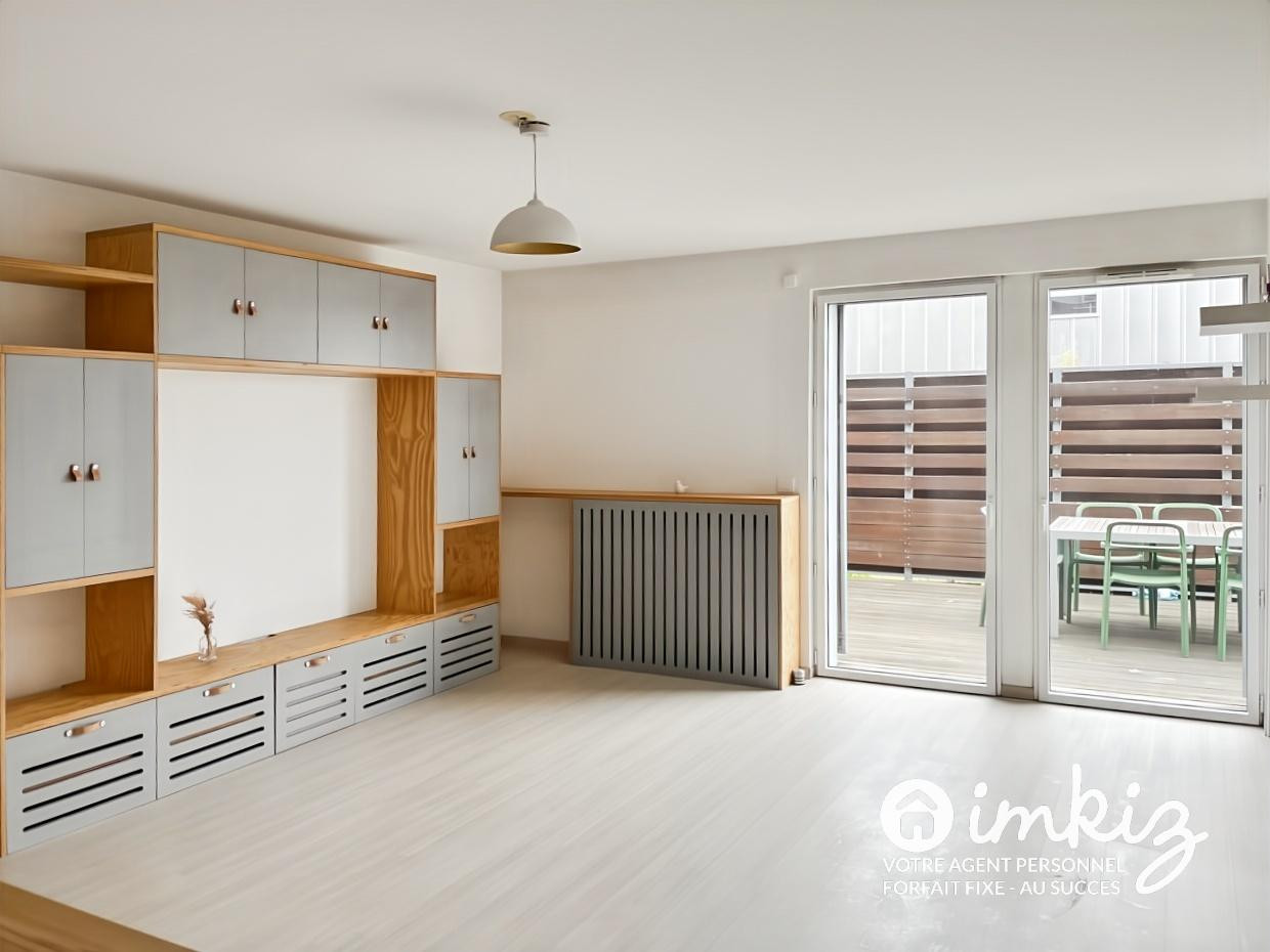 
                                                Vente
                                                 Appartement 4 p.  grande terrasse vue Bassins