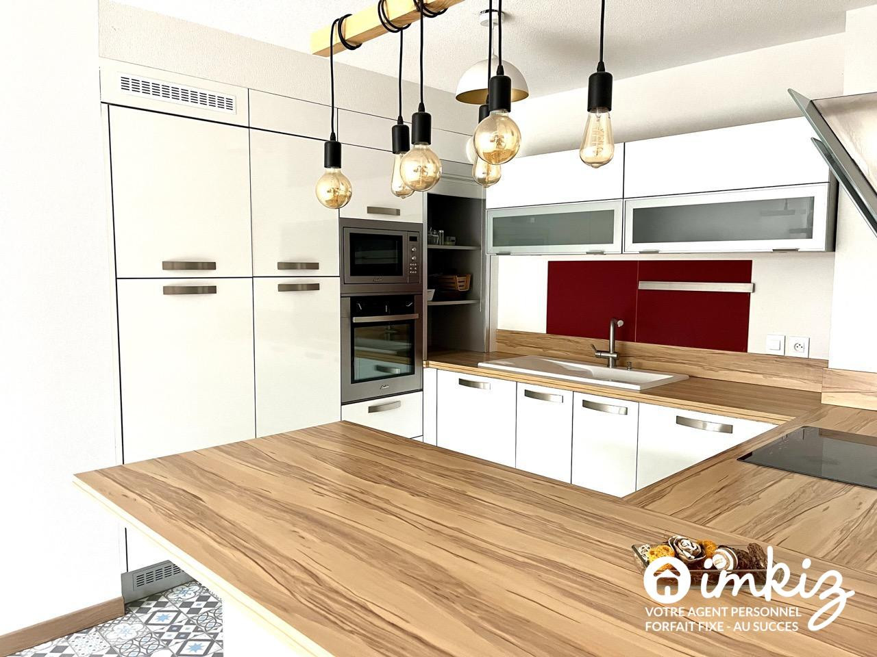 
                                                Vente
                                                 Appartement 4 p.  grande terrasse vue Bassins